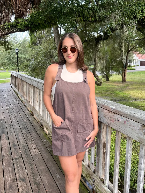 SUTTON OVERALL DRESS IN COCOA Tiered mini dresses