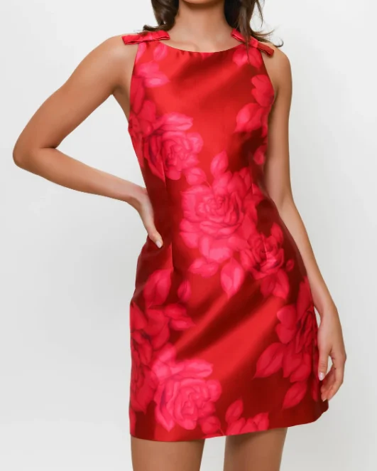 Hutch Chesca Dress - Red Spacious Roses Open-back unclassified dresses